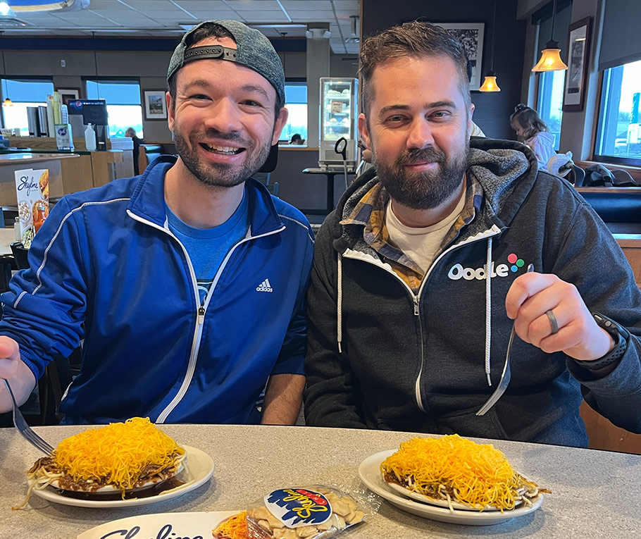 Two of the Oodle team grabbing lunch together